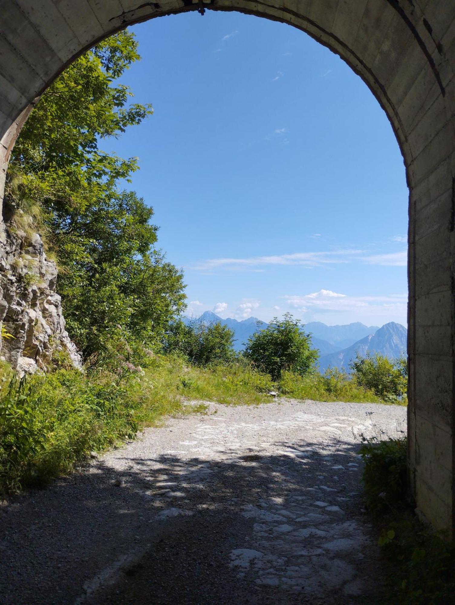 Ristorante E B&B In Sella Pozzis エクステリア 写真