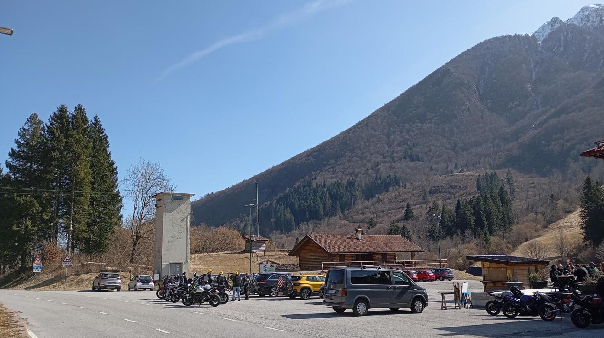 Ristorante E B&B In Sella Pozzis エクステリア 写真